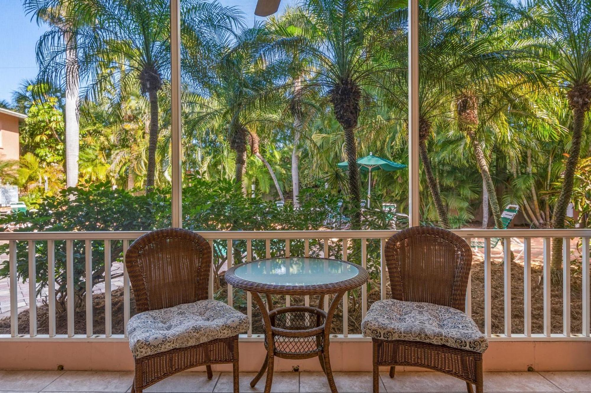 Siesta Key Inn Екстер'єр фото